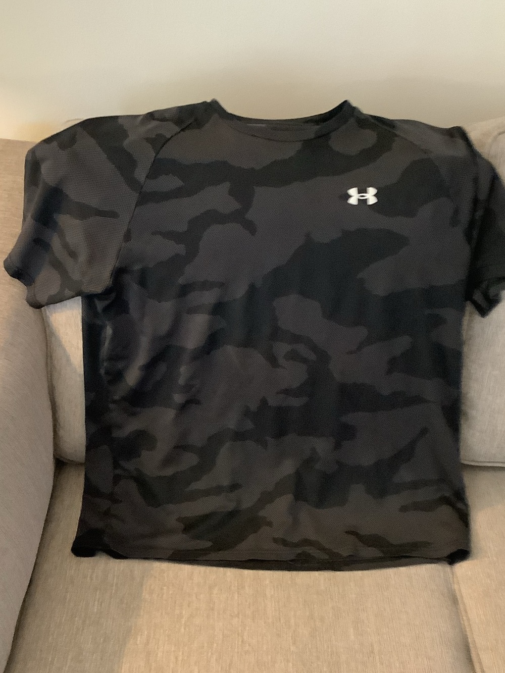Under Armour Black & Charcoal Camo Short Sleeve Performance Tee